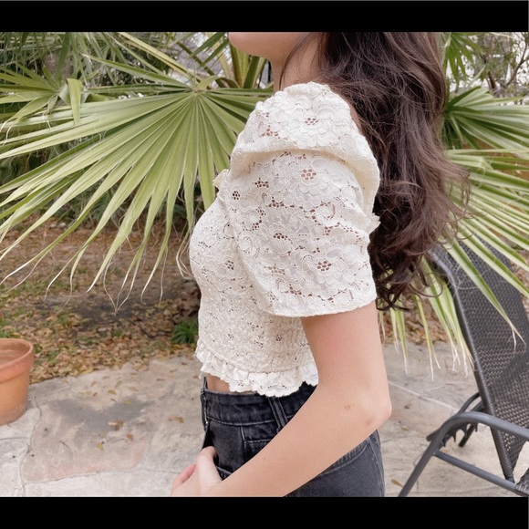 Lace top - Picture 2 of 4